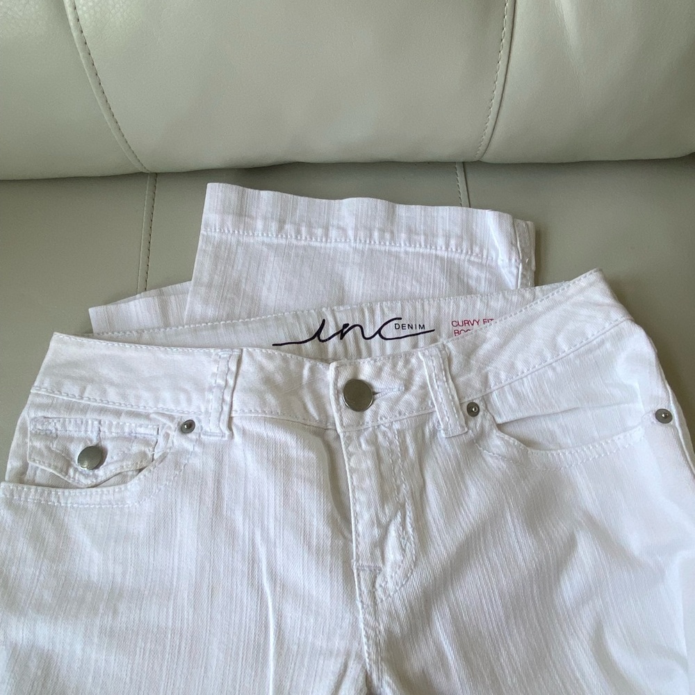 INC curvy fit bootcut white jeans - size 2 - Picture 5 of 5